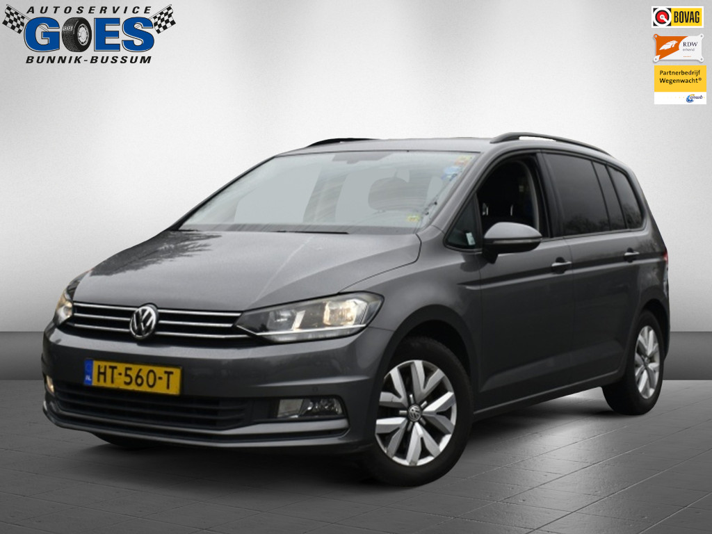 52108045